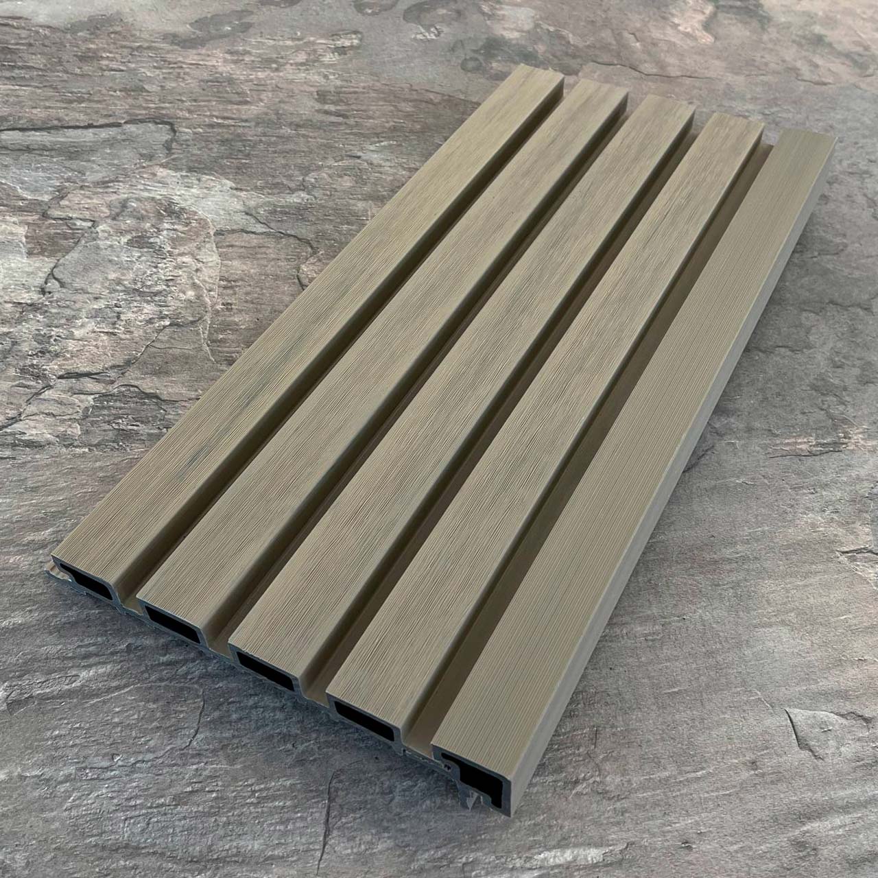 Угол для реечной панели EasyDecking Ко-Экструзия 50х50 — изображение 3